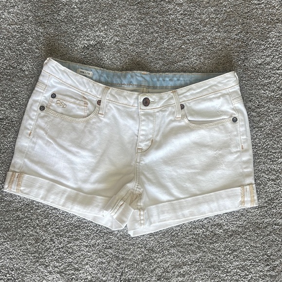 Quiksilver Shorts - Picture 1 of 4